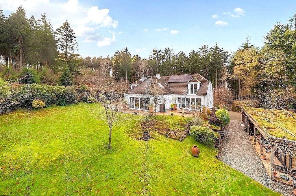 Property photo 1 of 28 Elevated Rear