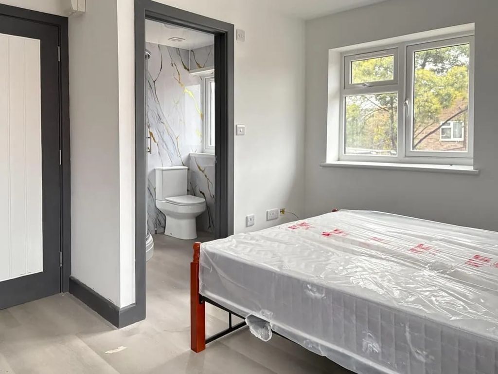 Property photo 2 of 3