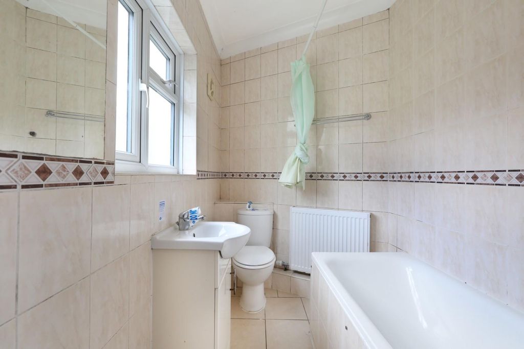 Property photo 3 of 8 Ach_8423 (2).Jpg