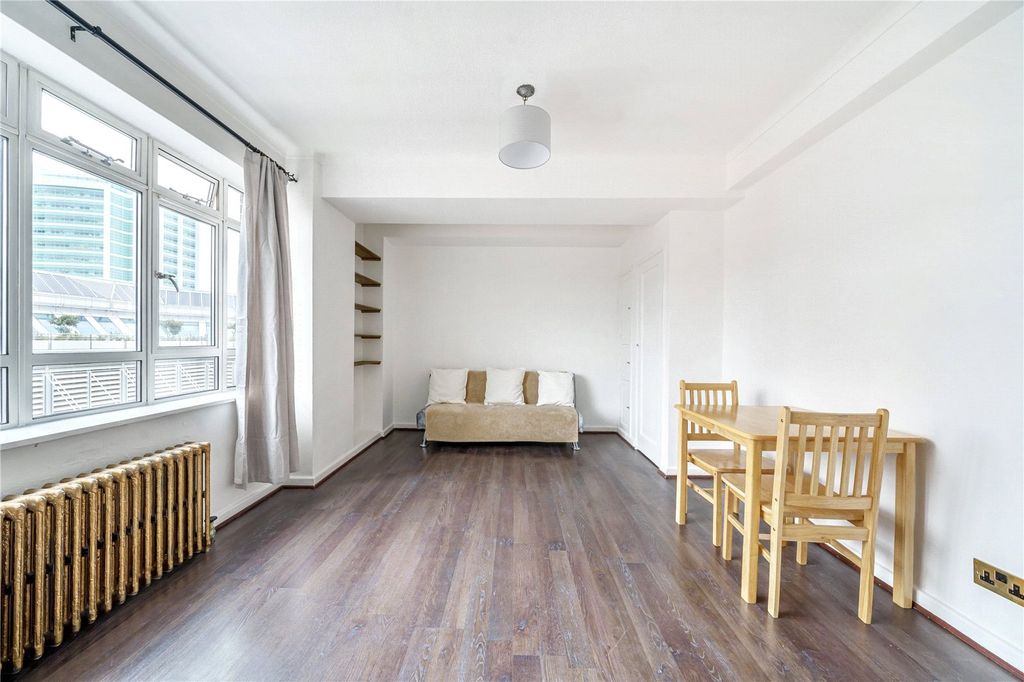 Property photo 1 of 20 Picture No. 23