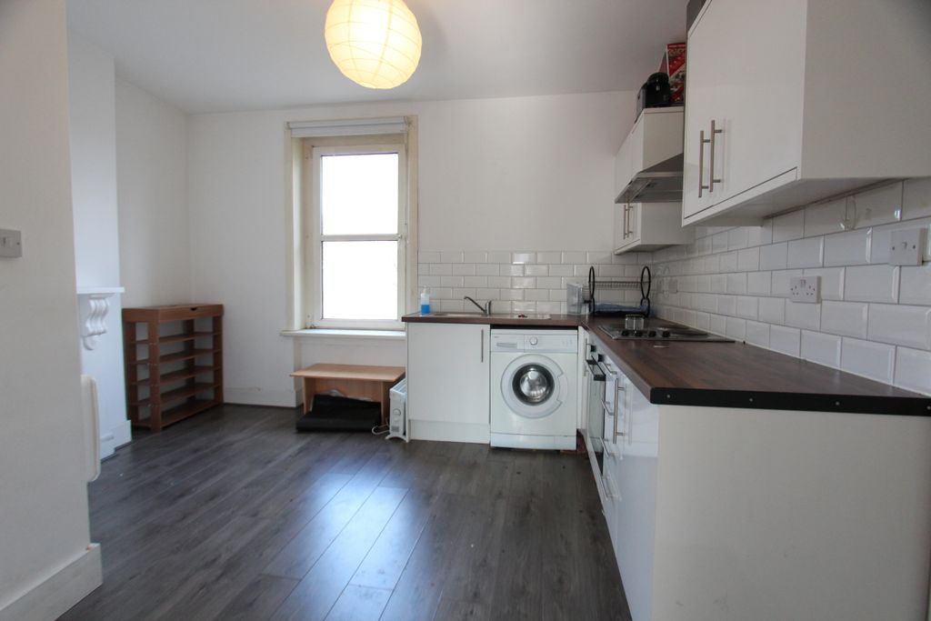 Property photo 3 of 7 Img_1507