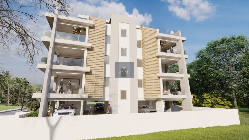 Property photo 1 of 3