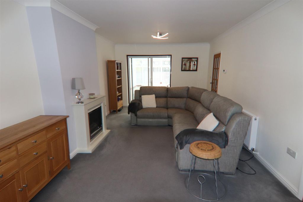Property photo 2 of 16 Img_5642.Jpg