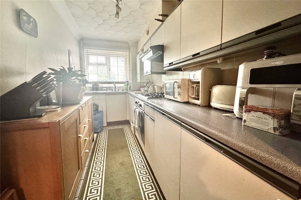 Property photo 2 of 8 Picture No. 06