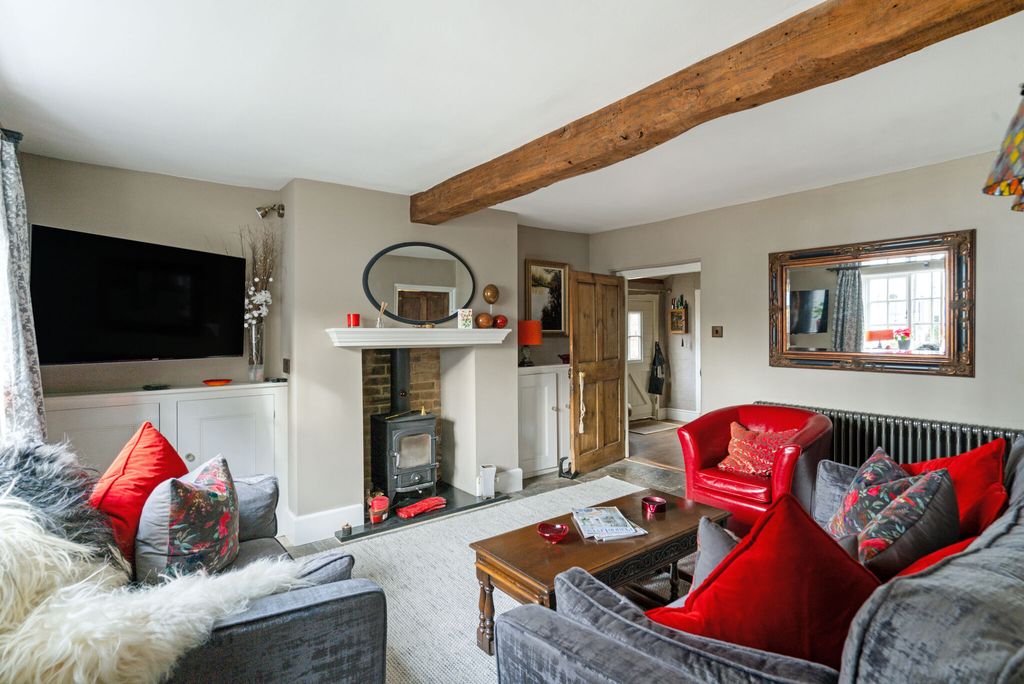 Property photo 3 of 19