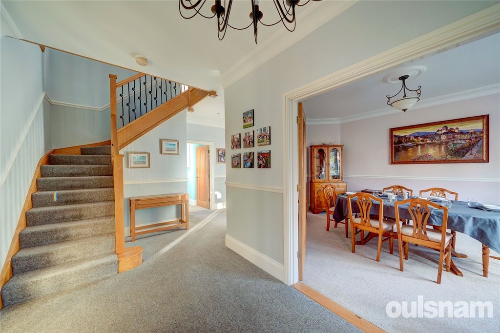 Property photo 3 of 44 Picture No. 33