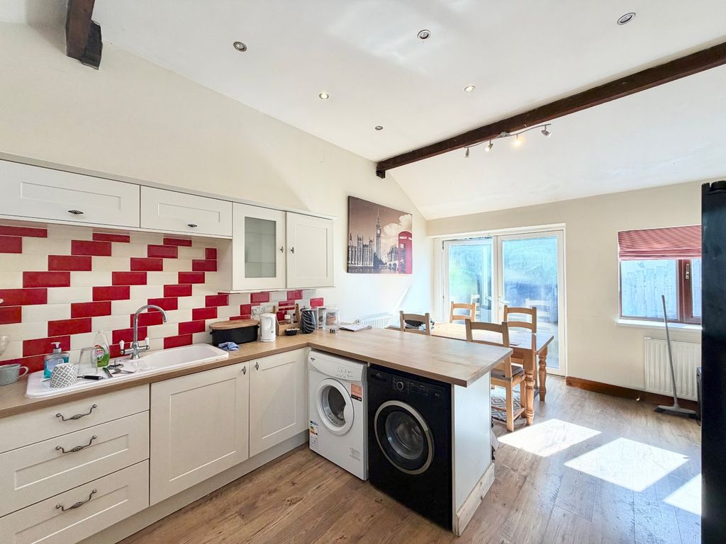 Property photo 3 of 18 Picture No. 09