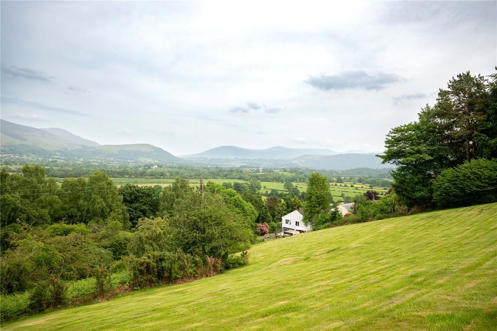 Property photo 1 of 25 Picture No. 01