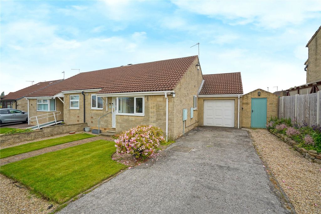 Property photo 1 of 14 Picture No. 11