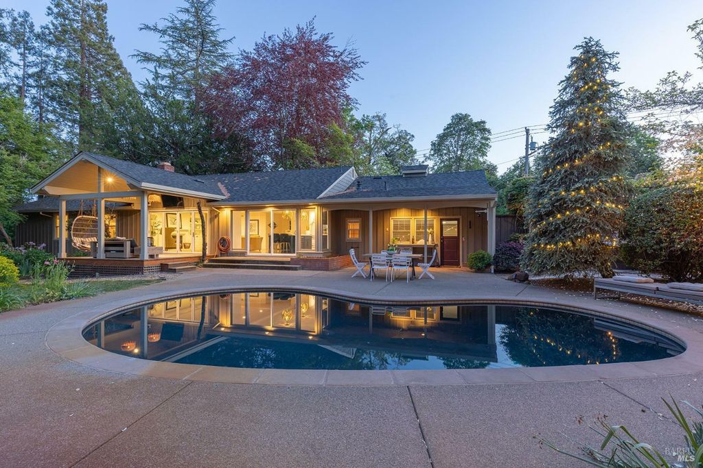 Property photo 1 of 78