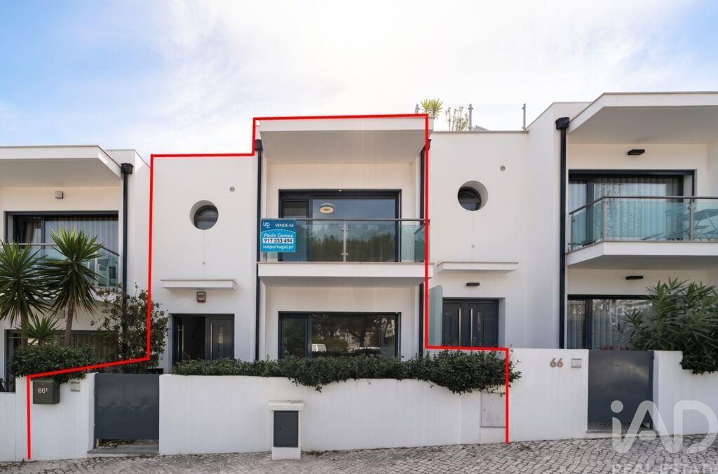 Property photo 2 of 40