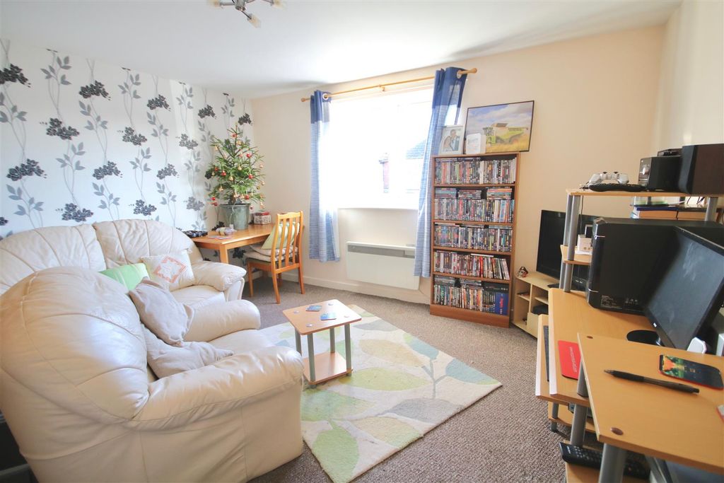 Property photo 3 of 7 Img_1457.Jpg