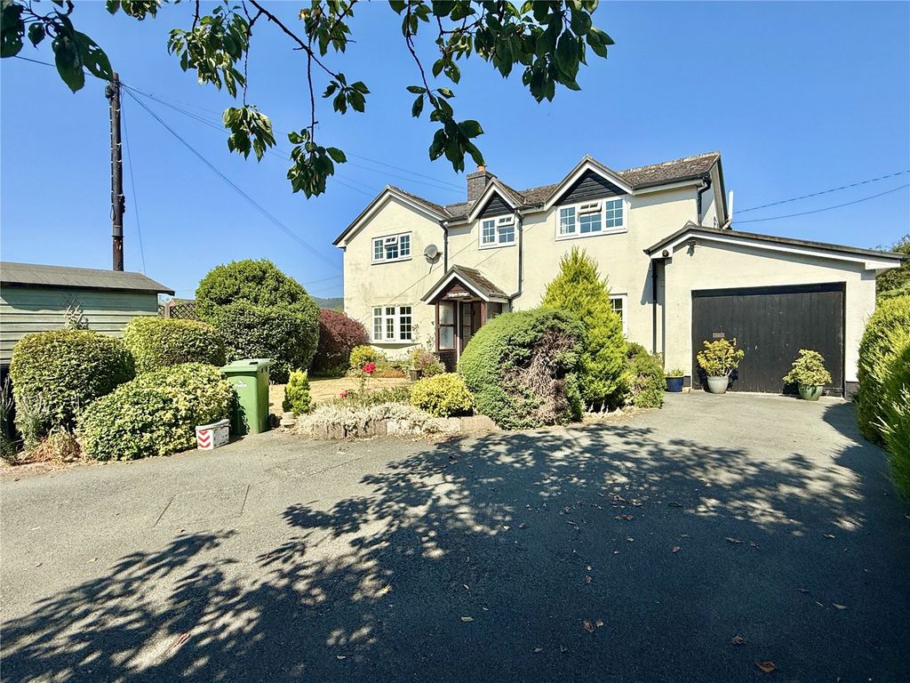 Property photo 2 of 20 Picture No. 17