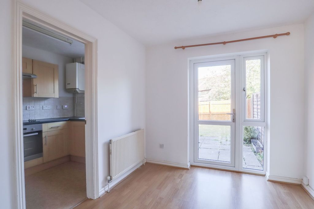 Property photo 3 of 17