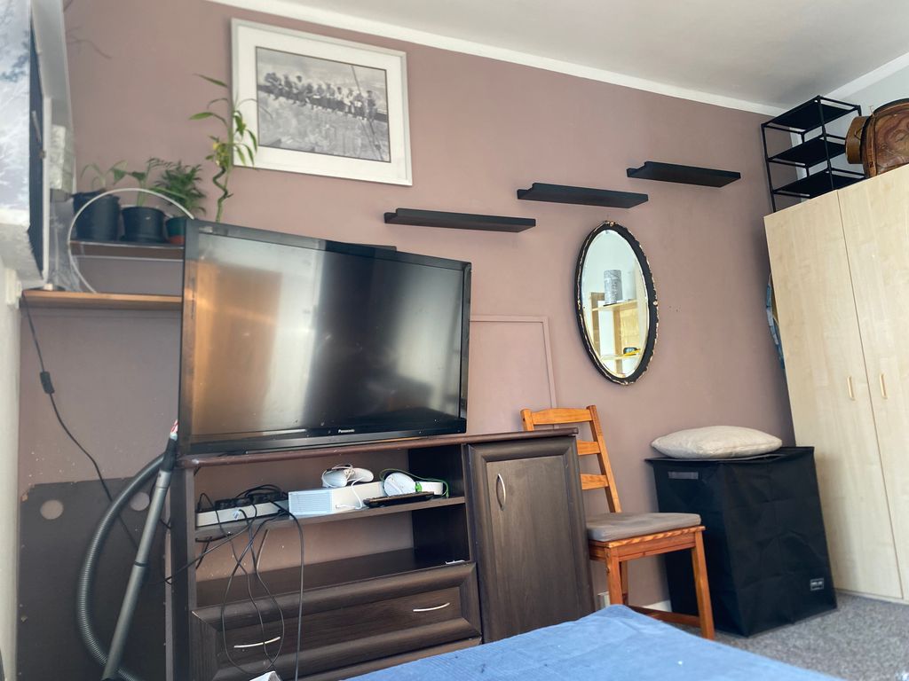 Property photo 3 of 3