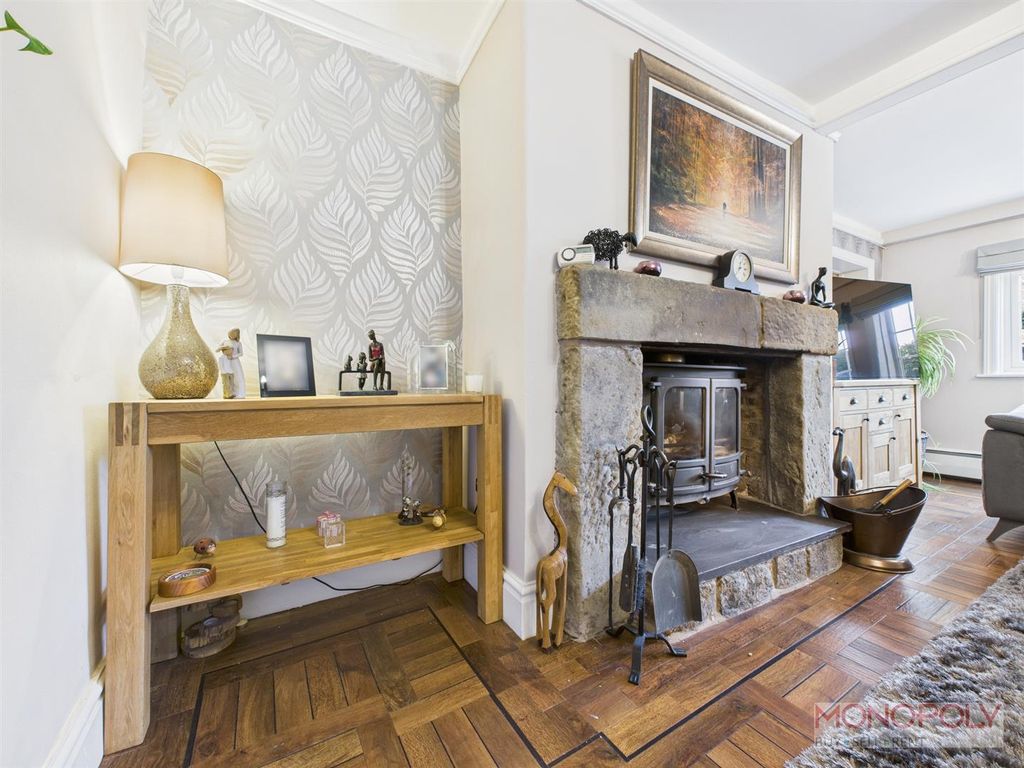 Property photo 3 of 43 Cam04439G0-Pr0207-Still008.Jpg