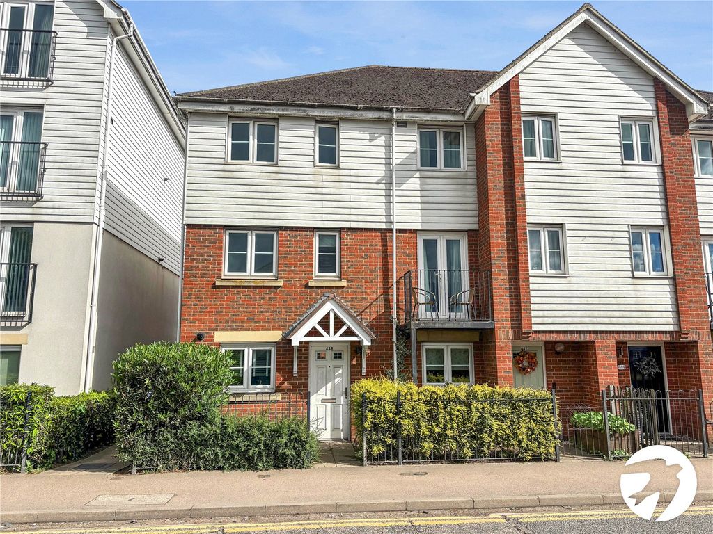 Property photo 1 of 18 Picture No. 04