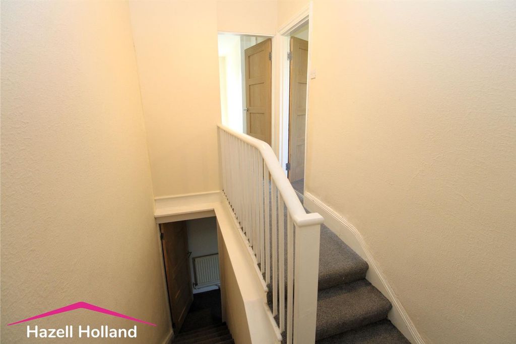 Property photo 2 of 19 Untitled Design (86).Jpg