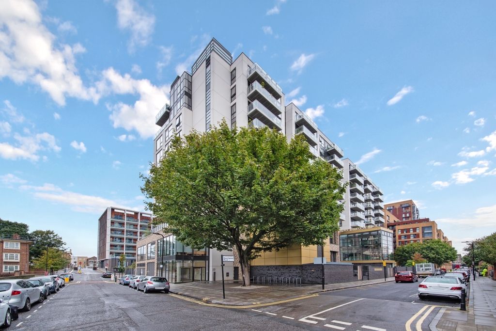 Property photo 1 of 10 24 Zest House, The V