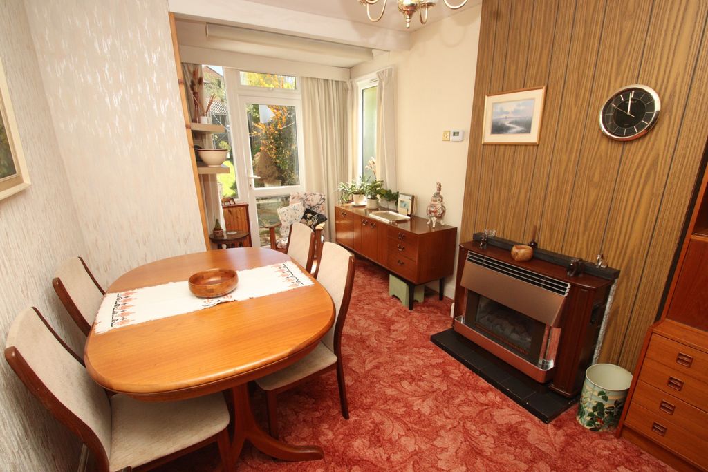 Property photo 3 of 19 Photo 4