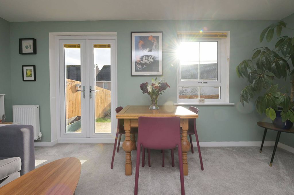 Property photo 2 of 29
