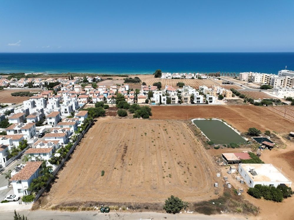 Property photo 3 of 27