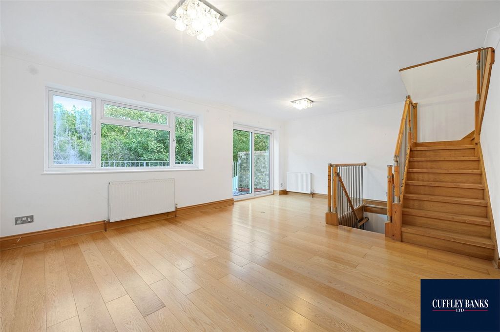 Property photo 3 of 11 Picture No. 03