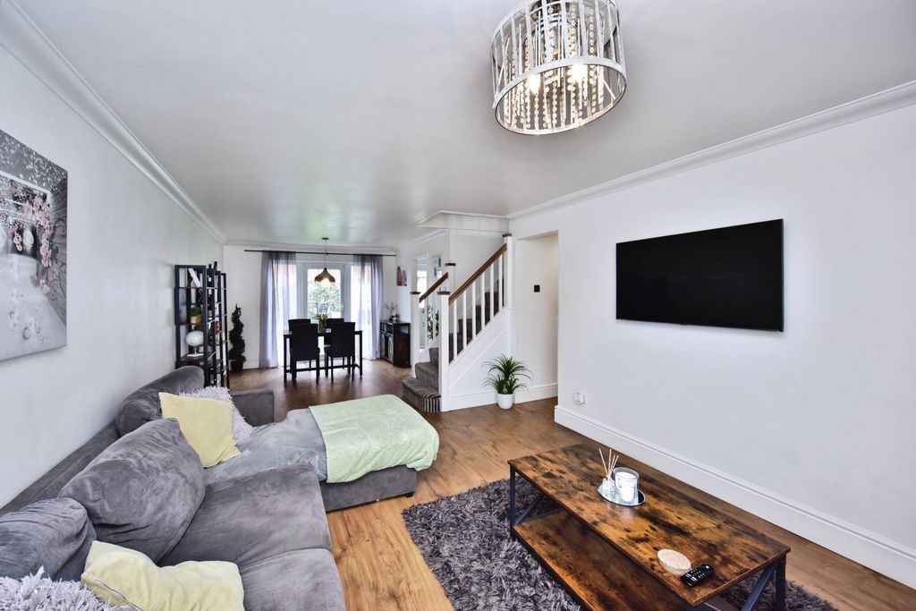 Property photo 3 of 20 Fbb_0137