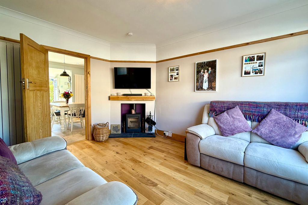 Property photo 3 of 20 Img_6577