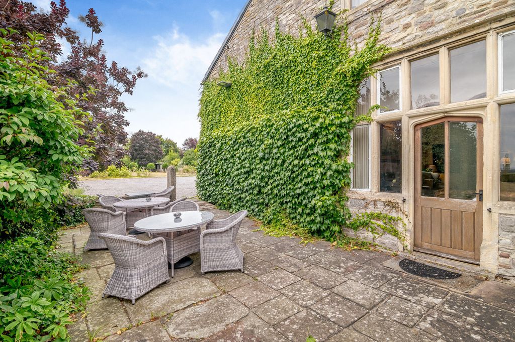Additional image 43 of 10 bed detached house for saleChurch Road, Bristol BS35
