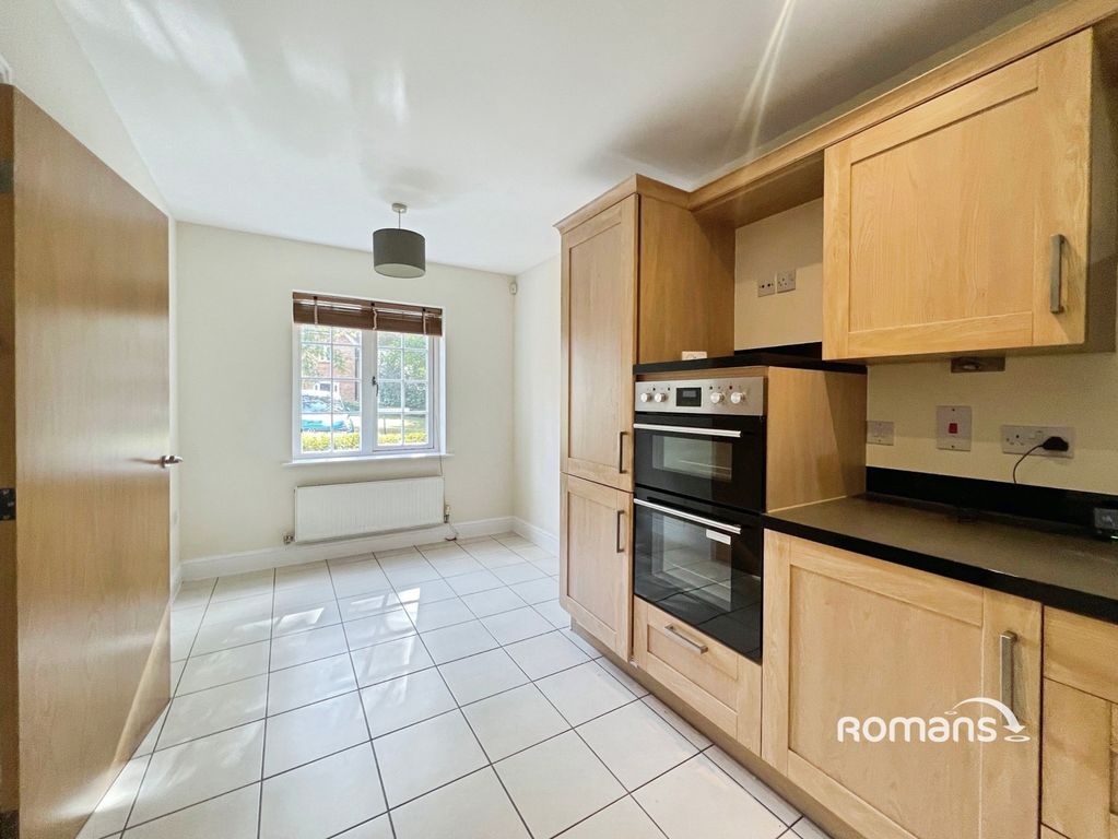Property photo 3 of 12 Pbox-Img.Jpg