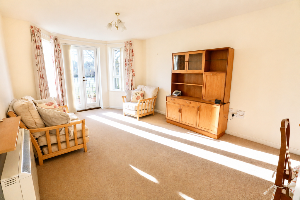 Property photo 2 of 22