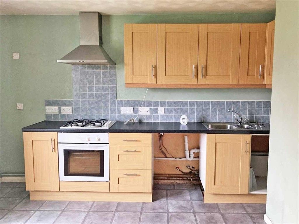 Property photo 2 of 5