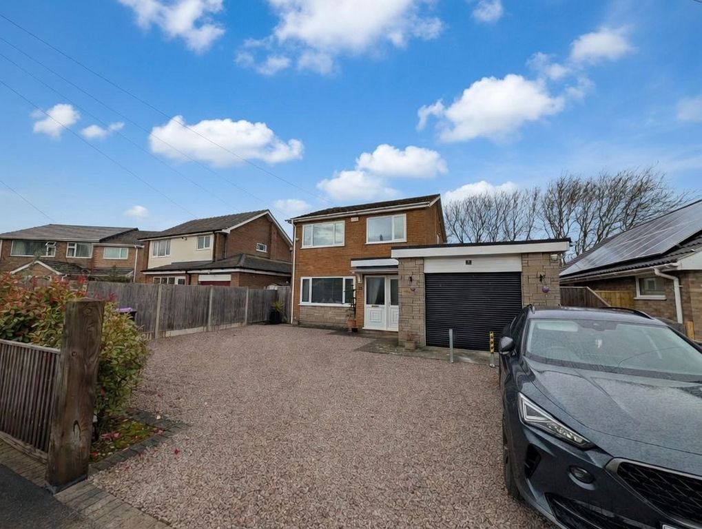 Property photo 1 of 20 Front