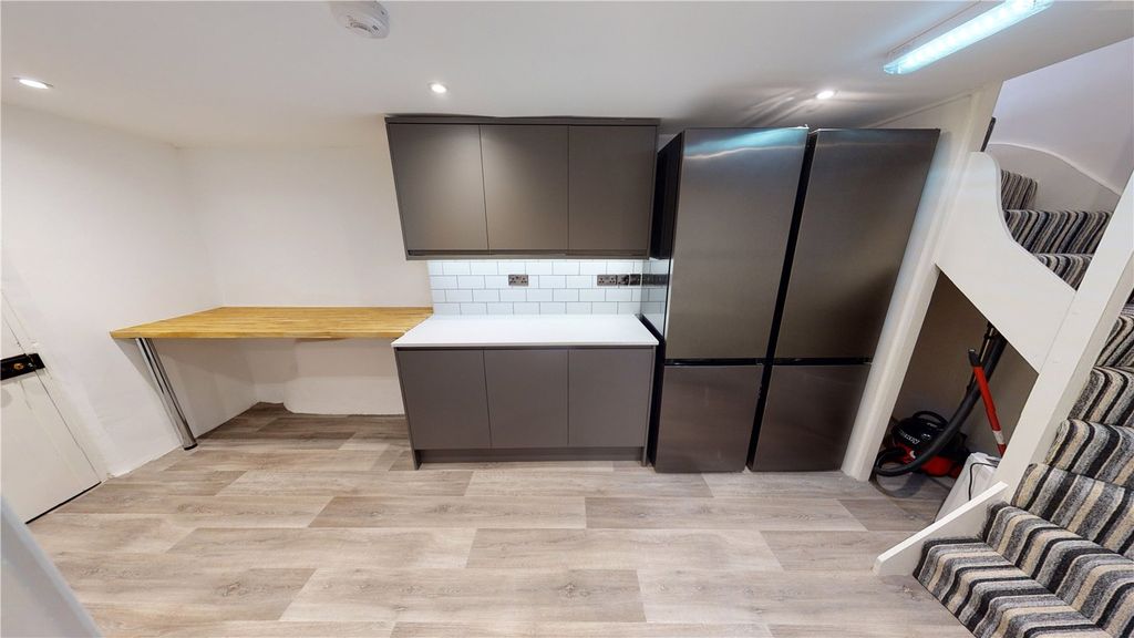 Property photo 2 of 11 Picture No. 06