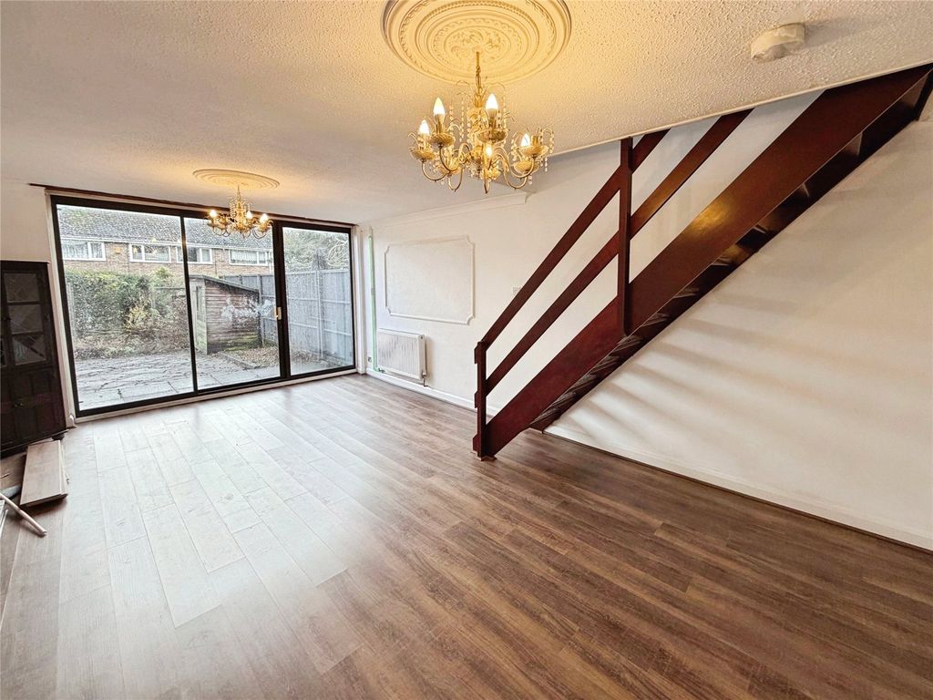 Property photo 3 of 14 Picture No. 12