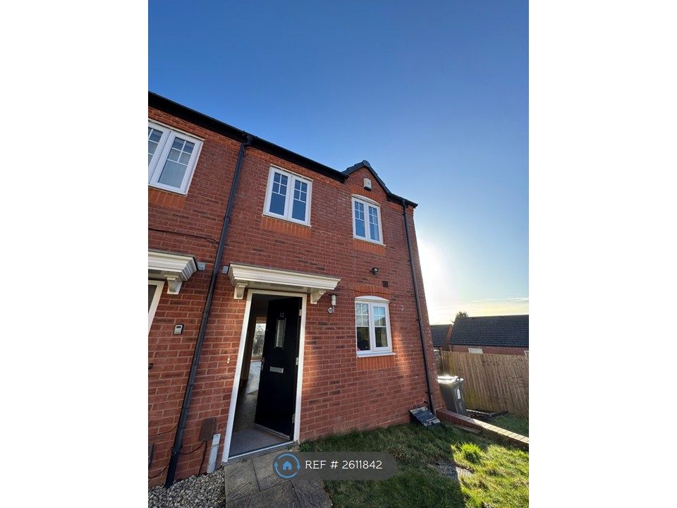 Property photo 2 of 13