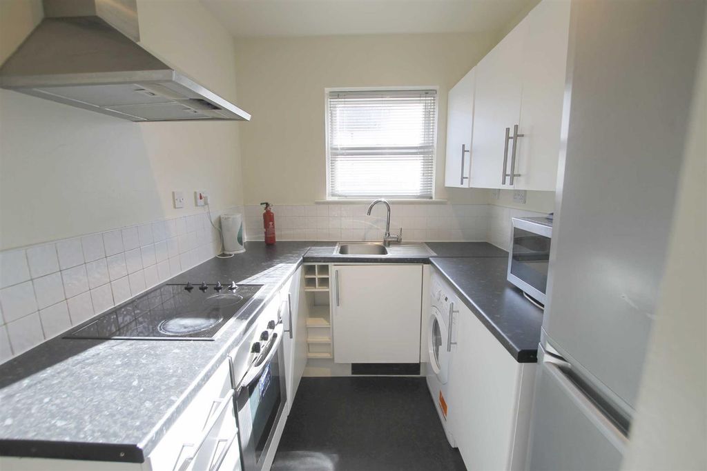 Property photo 2 of 3 K6J8Thuj7Des5X9Jj433S_B9Fno.Jpg