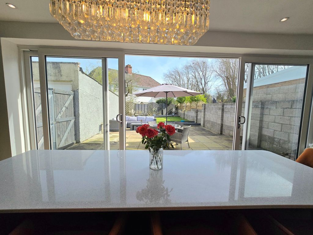 Property photo 3 of 32 Open Plan Kitchen/Living