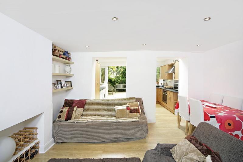 Property photo 2 of 5