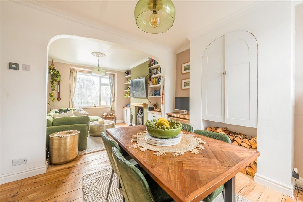 Property photo 2 of 28 311 Bear Road-4.Jpg