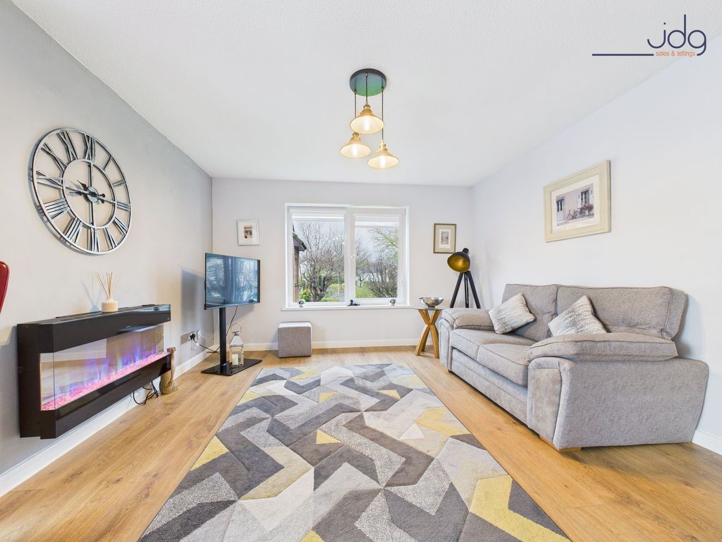 Property photo 3 of 9 Cosy Lounge