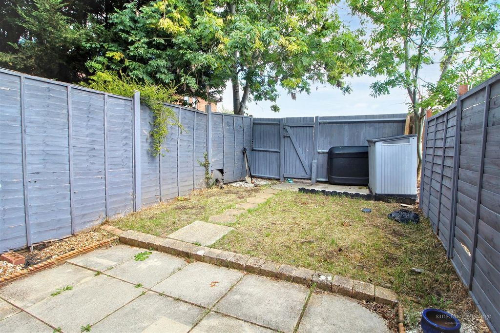 Property photo 2 of 16 Rear Garden