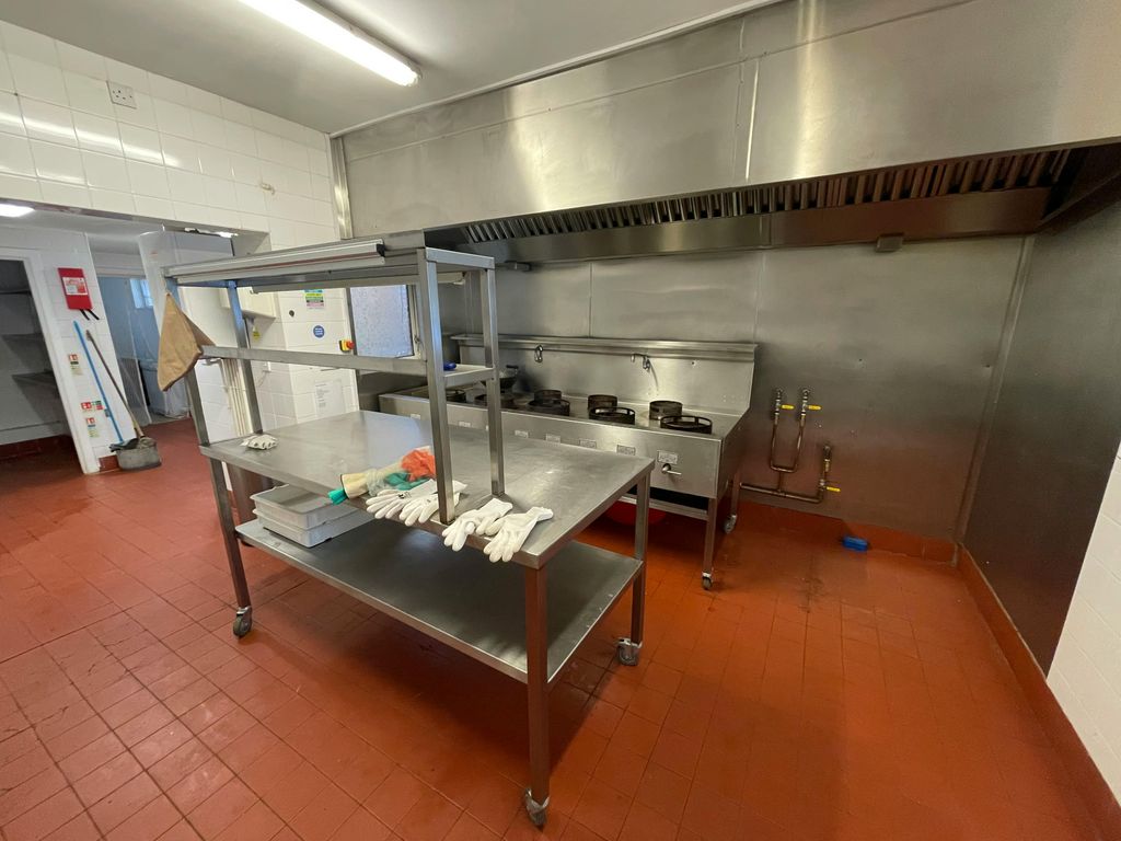 Property photo 3 of 6 12 11 52.Jpg