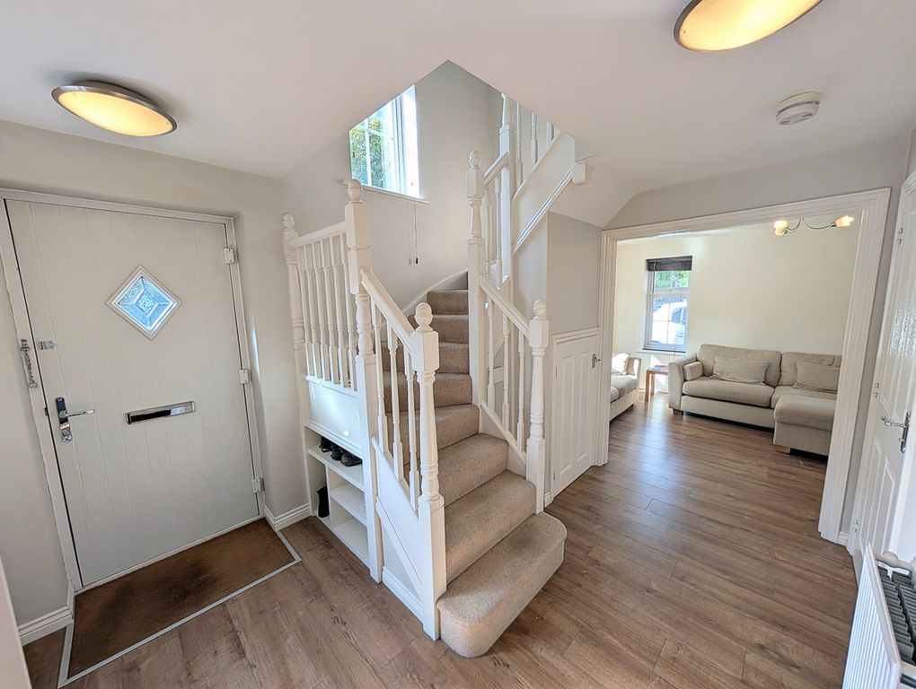 Property photo 2 of 16 Gallery