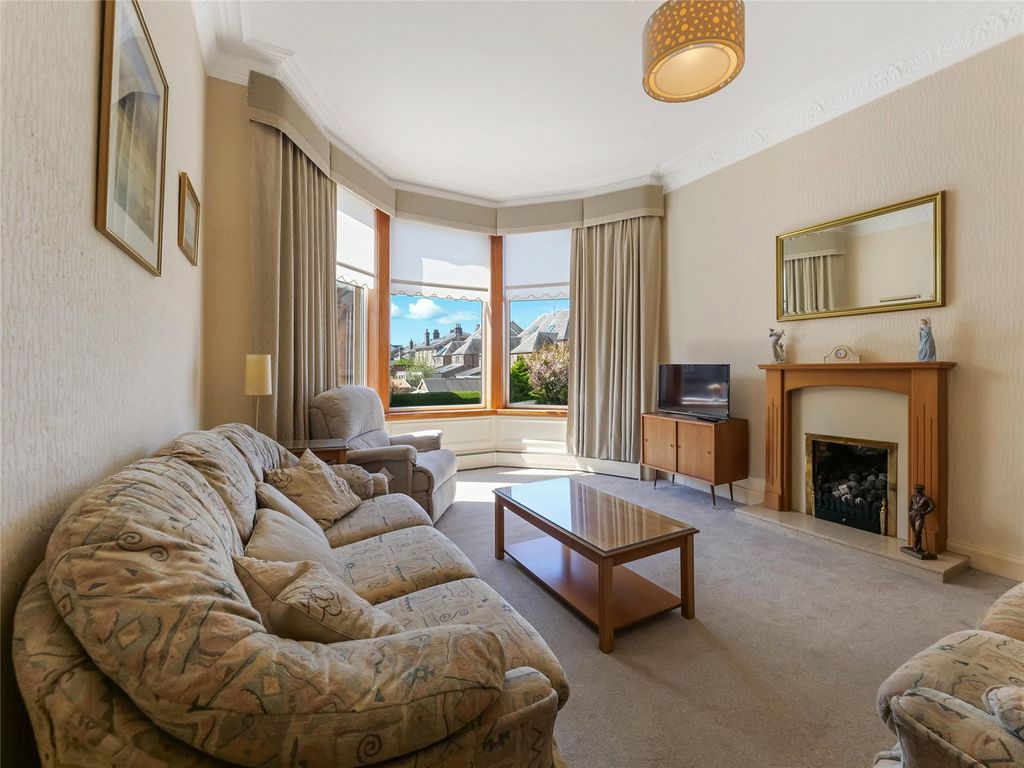 Property photo 2 of 21 Picture No. 42