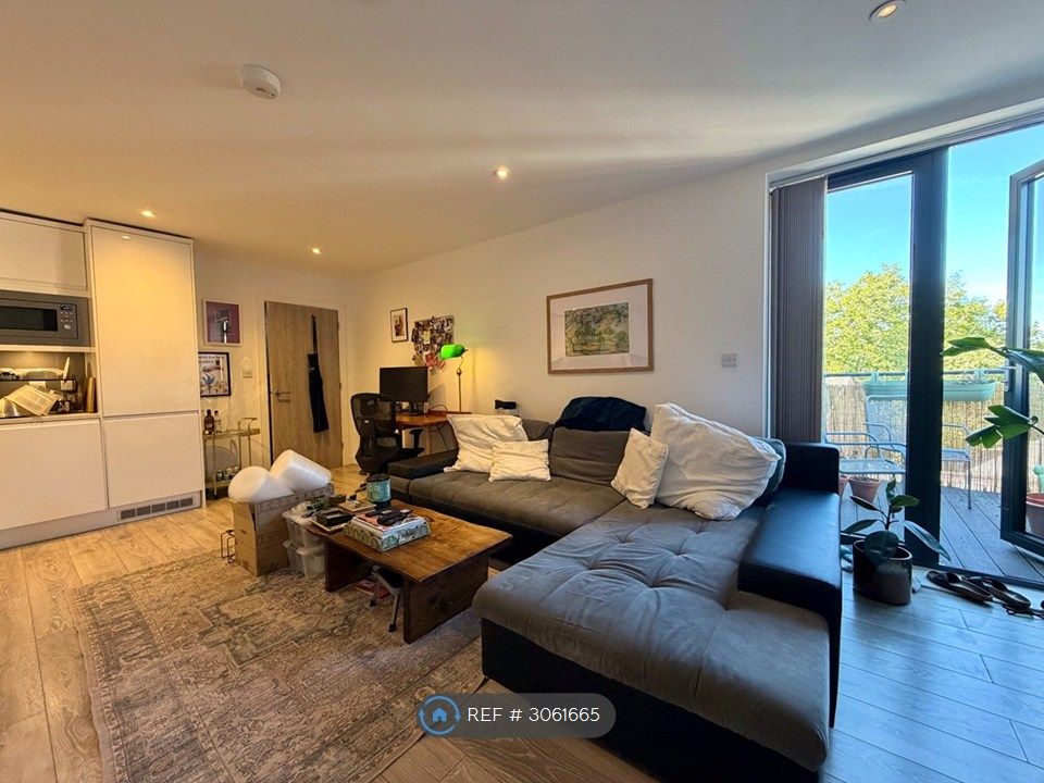 Property photo 2 of 10