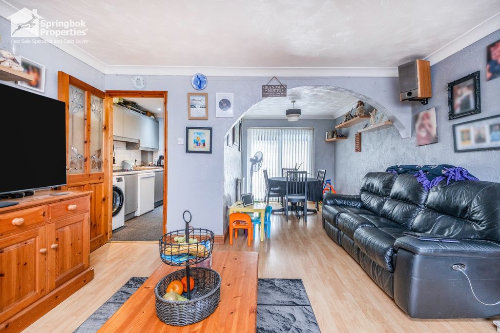 Property photo 2 of 15 Image 1