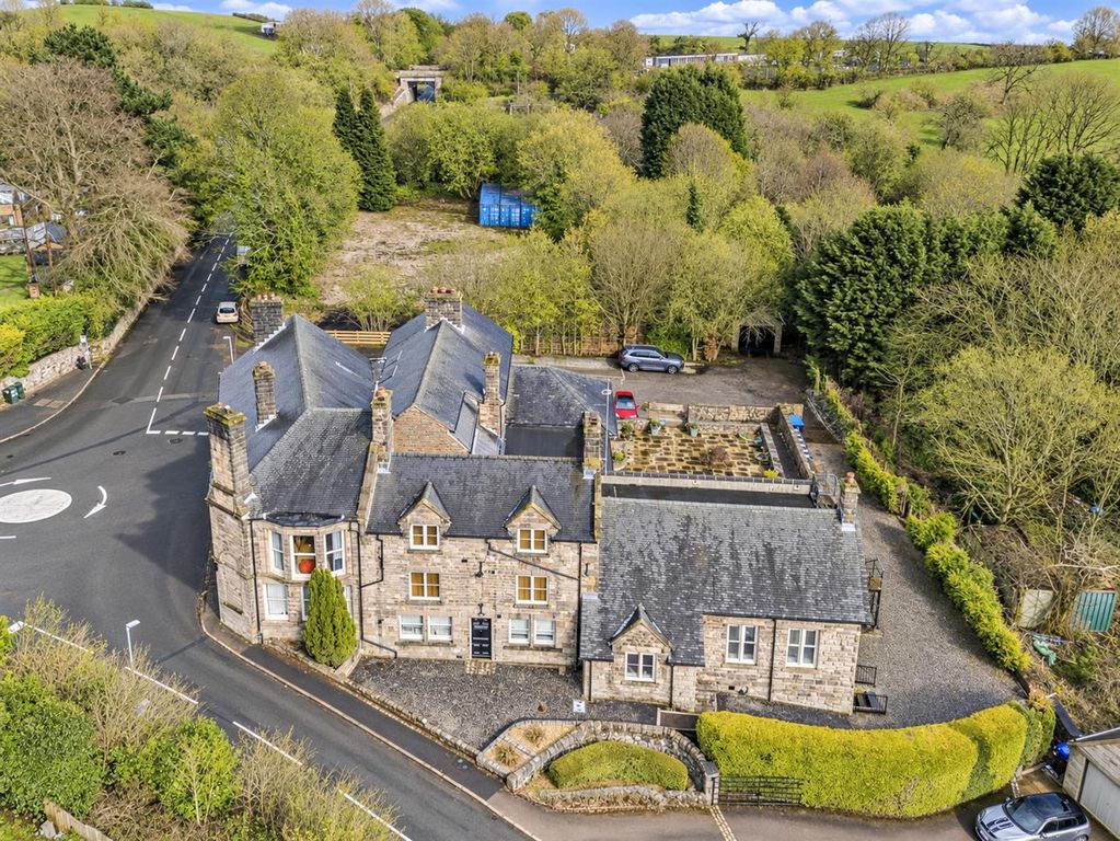 Property photo 1 of 40 Lakeland Lodge