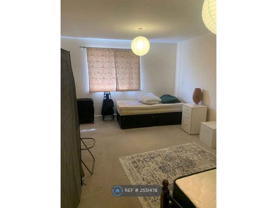 Property photo 3 of 3